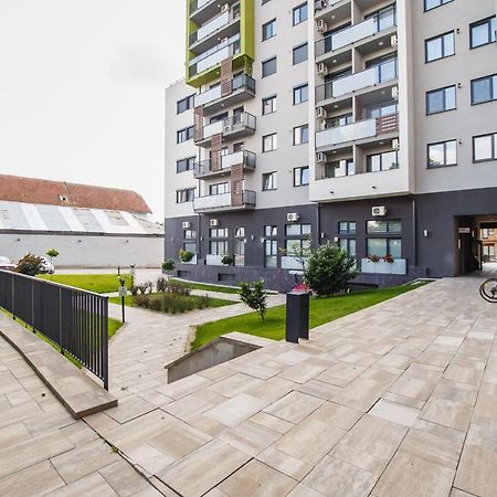 Elegant & Spacious - Central Apartment Oradea Ngoại thất bức ảnh