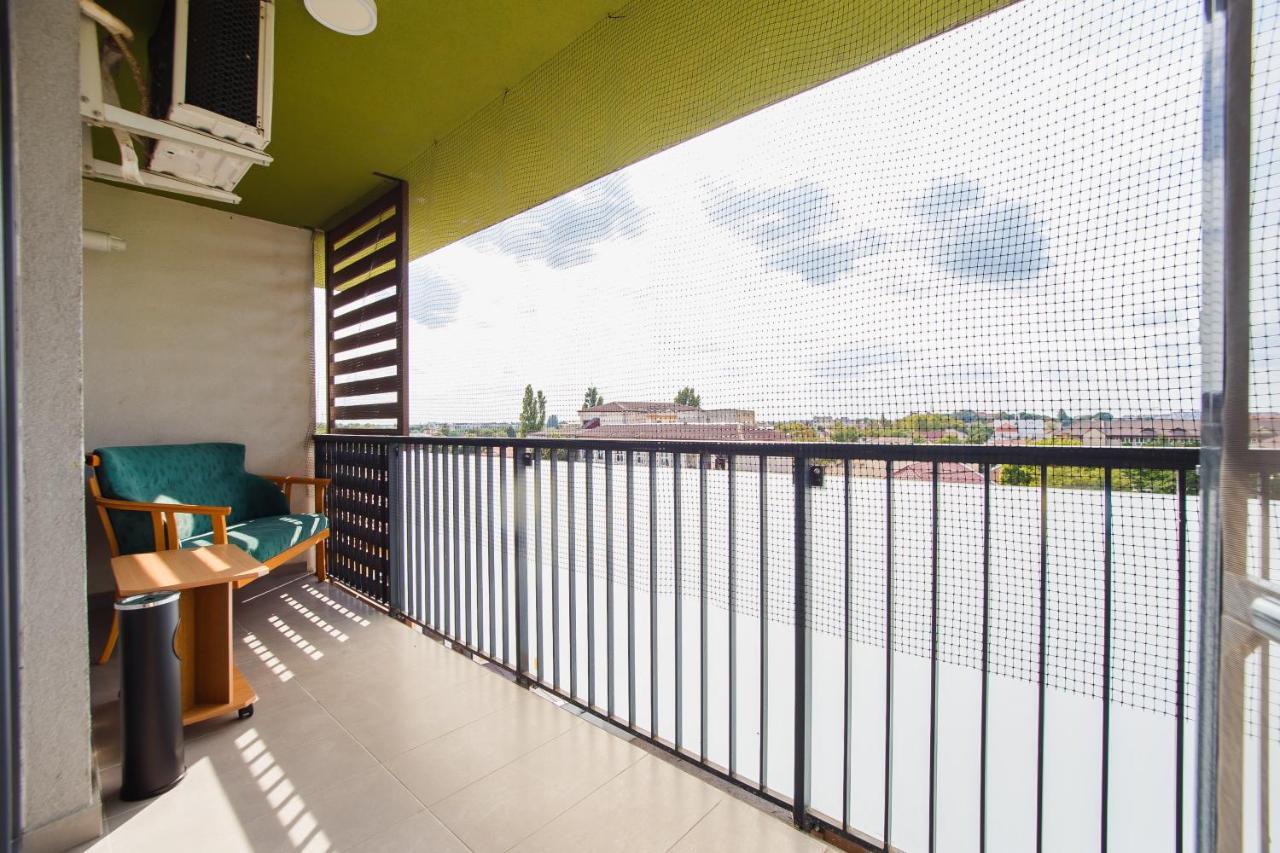 Elegant & Spacious - Central Apartment Oradea Ngoại thất bức ảnh