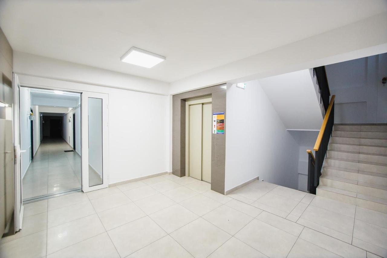 Elegant & Spacious - Central Apartment Oradea Ngoại thất bức ảnh