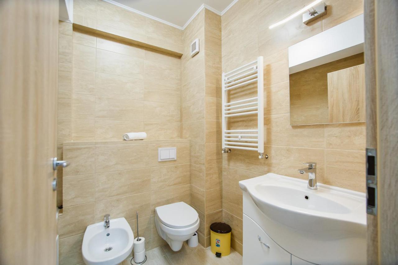 Elegant & Spacious - Central Apartment Oradea Ngoại thất bức ảnh
