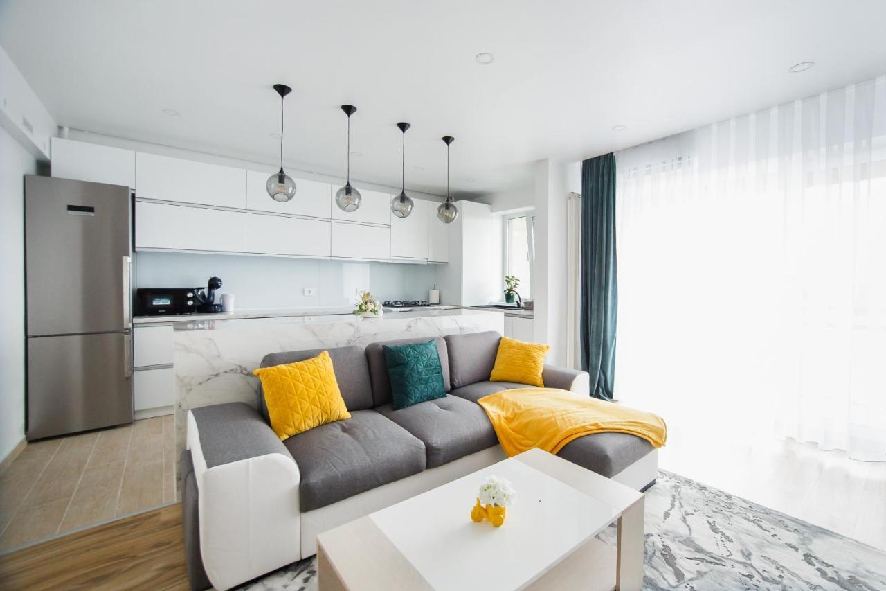 Elegant & Spacious - Central Apartment Oradea Ngoại thất bức ảnh
