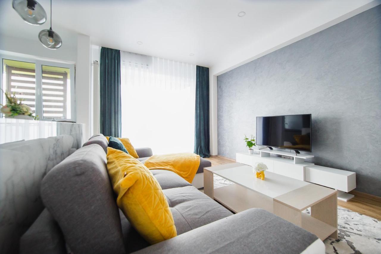 Elegant & Spacious - Central Apartment Oradea Ngoại thất bức ảnh